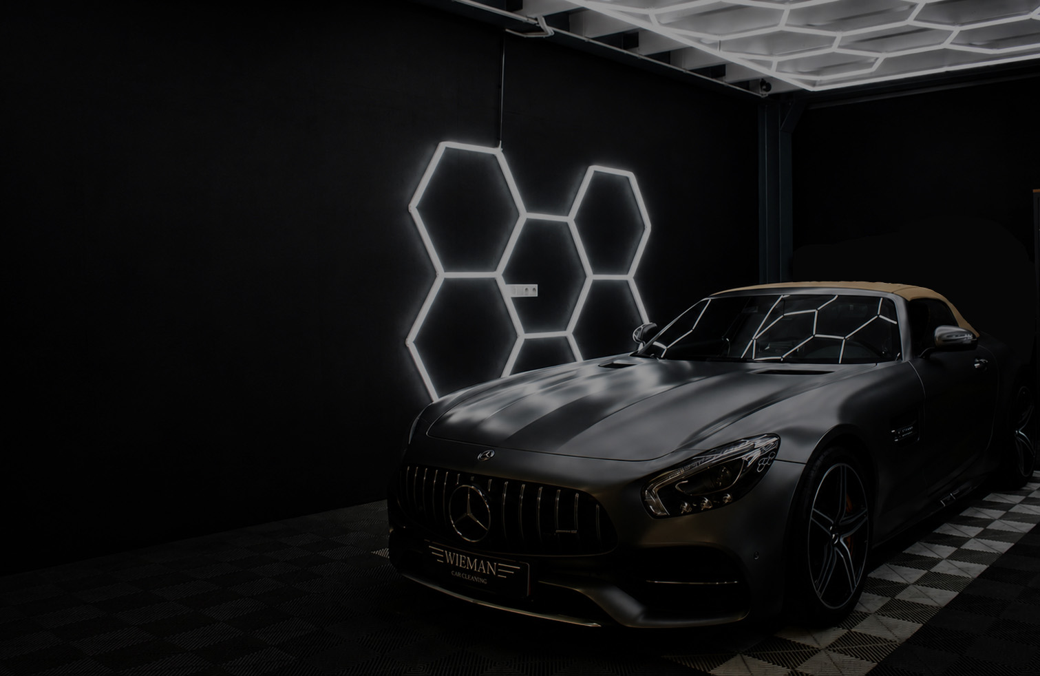 Mercedes-AMG GT in de Wieman Car Cleaning werkplaats